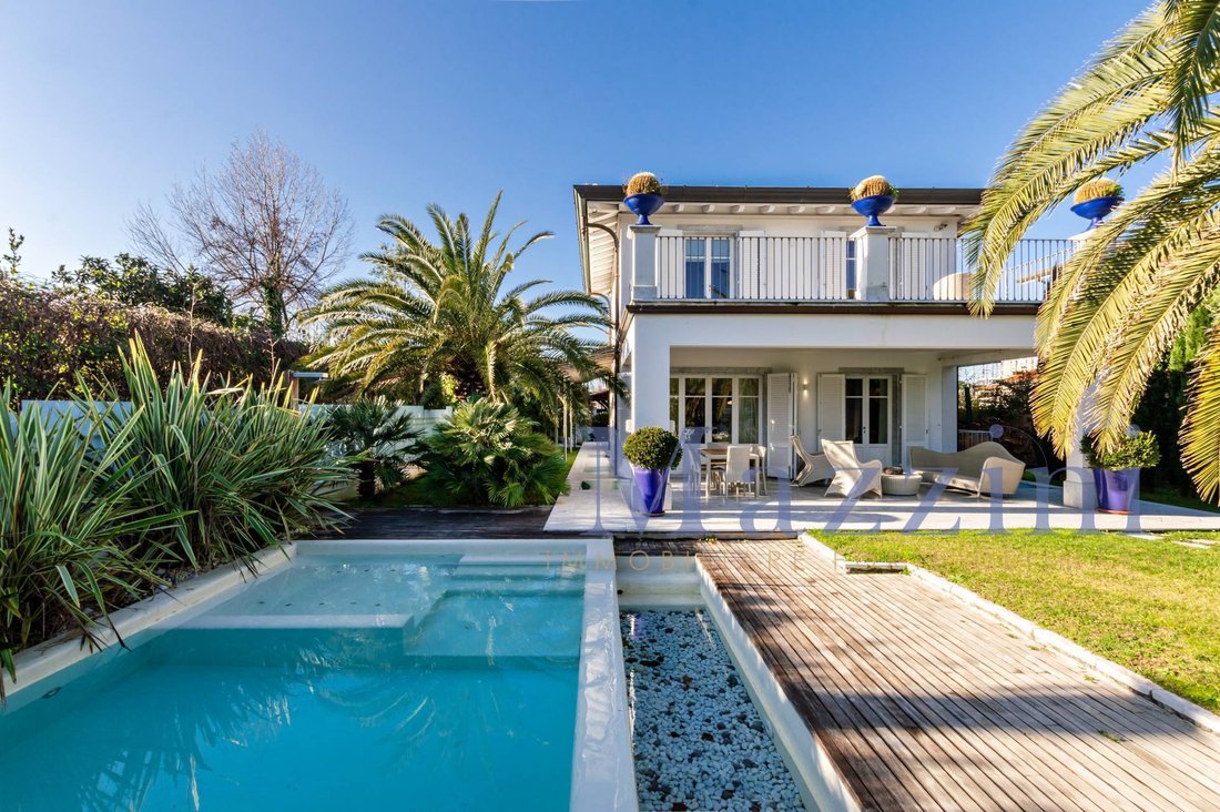 Villa en Vittoria Apuana, Forte dei Marmi, Toscana 2 - 18788786