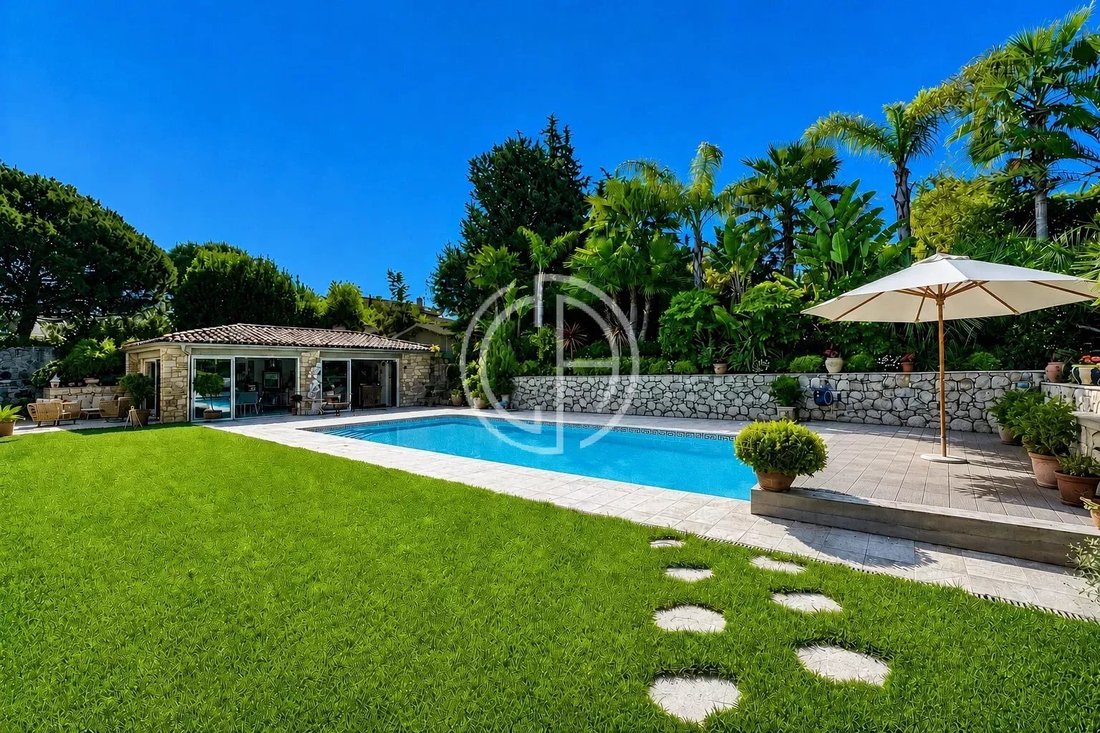 Villa a Mougins, Provenza-Alpi-Costa Azzurra, Francia 2 - 17888714