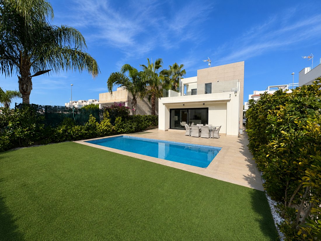 Villa in Ciudad Quesada, Rojales, Valencian Community 1 - 16512502