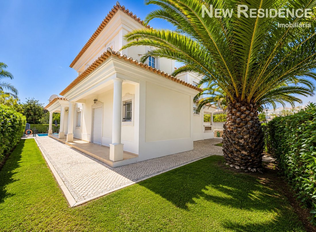 Villa in Olhos de Agua, Algarve, Portugal 4 - 18419848