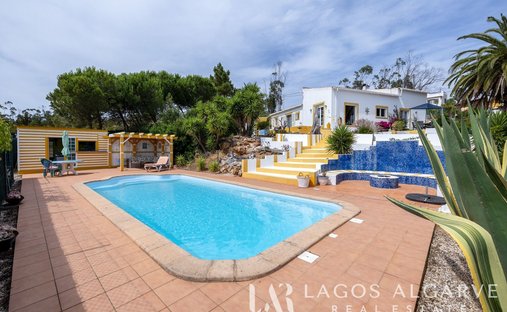 Villa in Barao de Sao Miguel, Algarve, Portugal 1