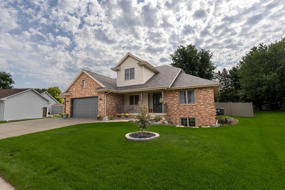 House in Whitewater, Wisconsin, United States 2 - 18784542