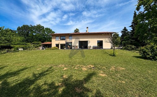 Haus in Limonest, Auvergne-Rhone-Alpen, Frankreich 1