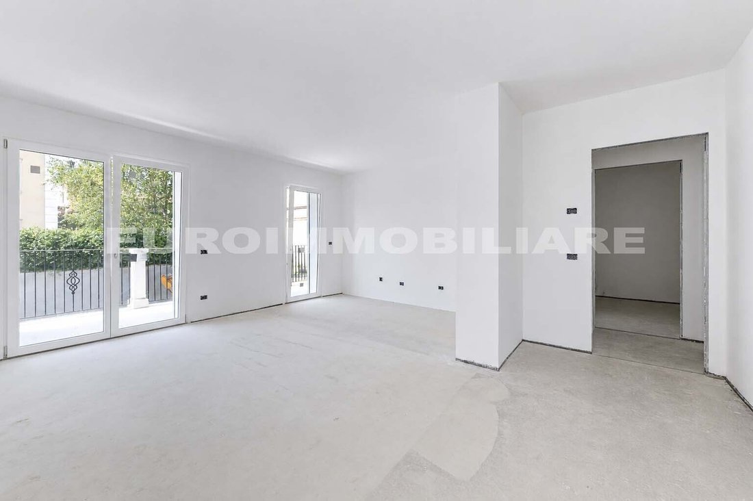 Apartment in Brescia, Lombardy, Italy 4 - 15359247