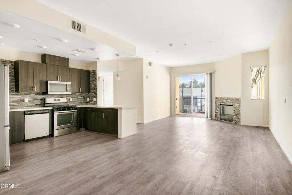 Condo in Glendale, California, United States 4 - 17151712