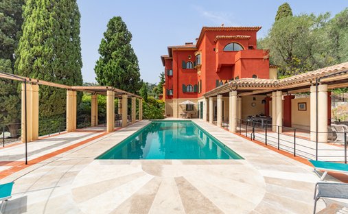 Maison à Menton, Provence-Alpes-Côte d'Azur, France 1