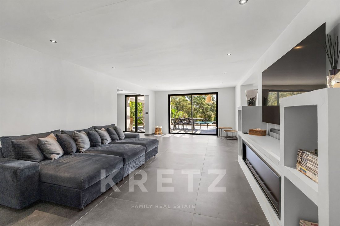 Villa in Grimaud, Provence-Alpes-Côte d'Azur, Frankreich 4 - 18785251