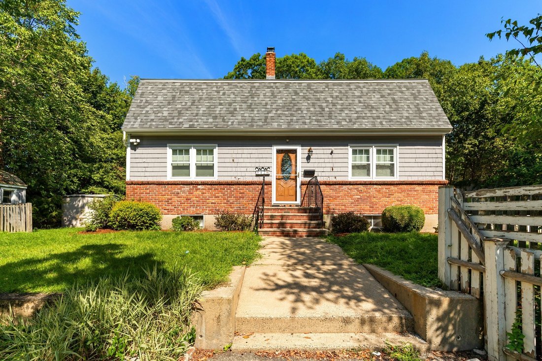 House in Lynn, Massachusetts, United States 1 - 18741313