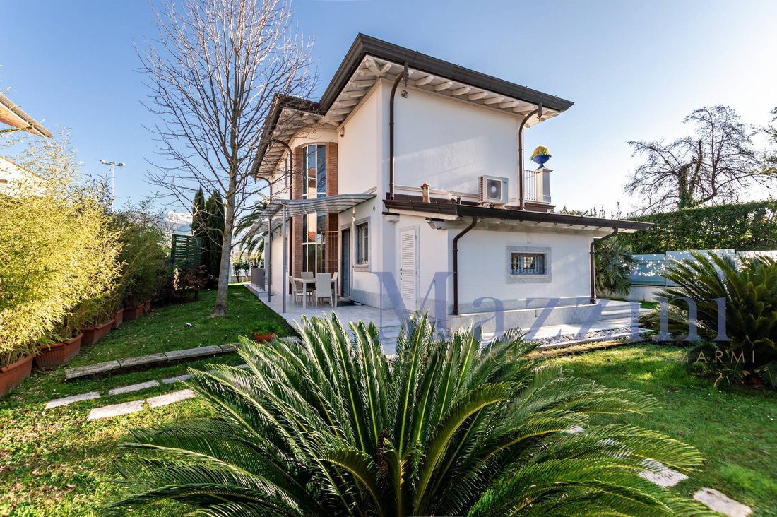 Villa en Vittoria Apuana, Forte dei Marmi, Toscana 3 - 18788786