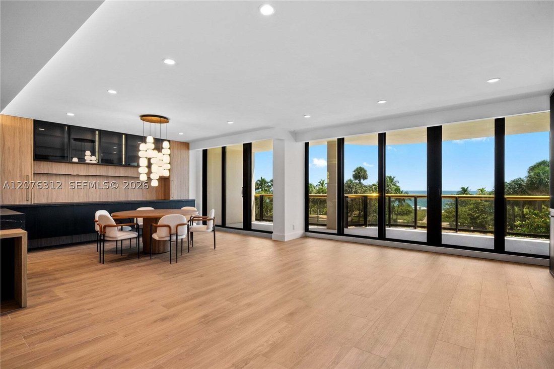 Condo in Bal Harbour, Florida, United States 3 - 18786679