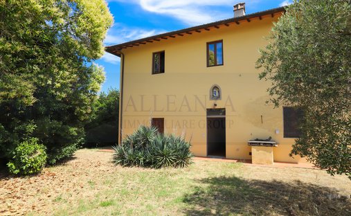House in Montefiridolfi, San Casciano in Val di Pesa, Tuscany 1