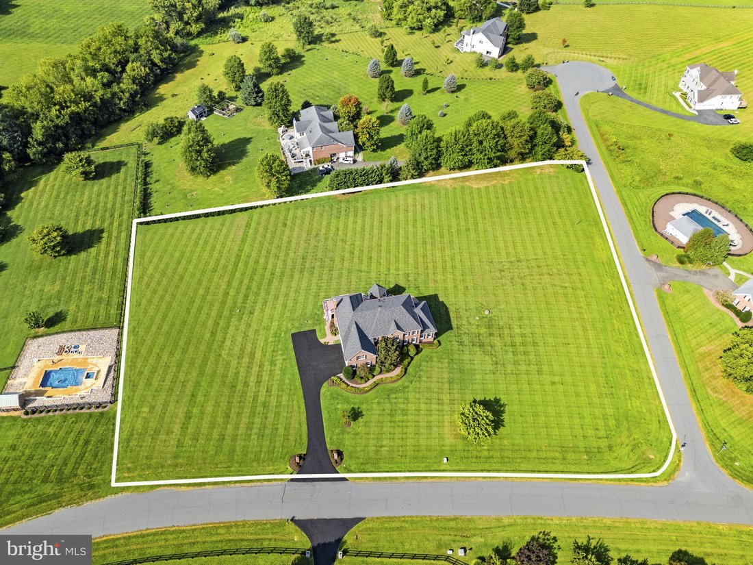 Waterford, Virginia, United States 3 - 18784906