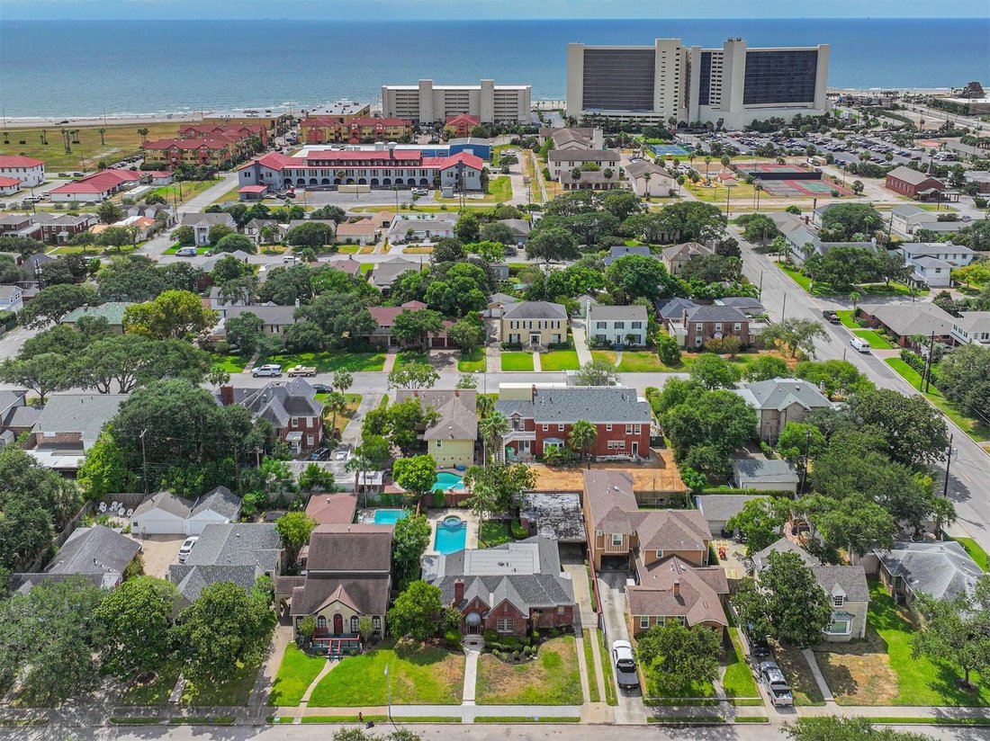 House in Galveston, Texas, United States 2 - 18787125