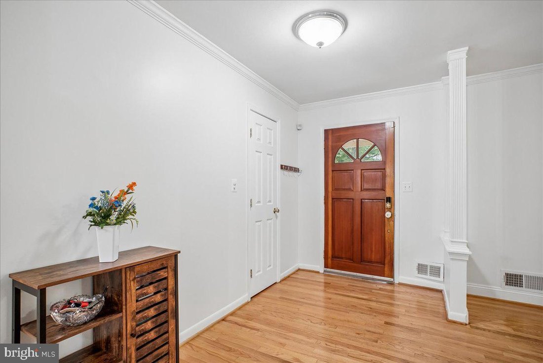 House in Springfield, Virginia, United States 5 - 18787592