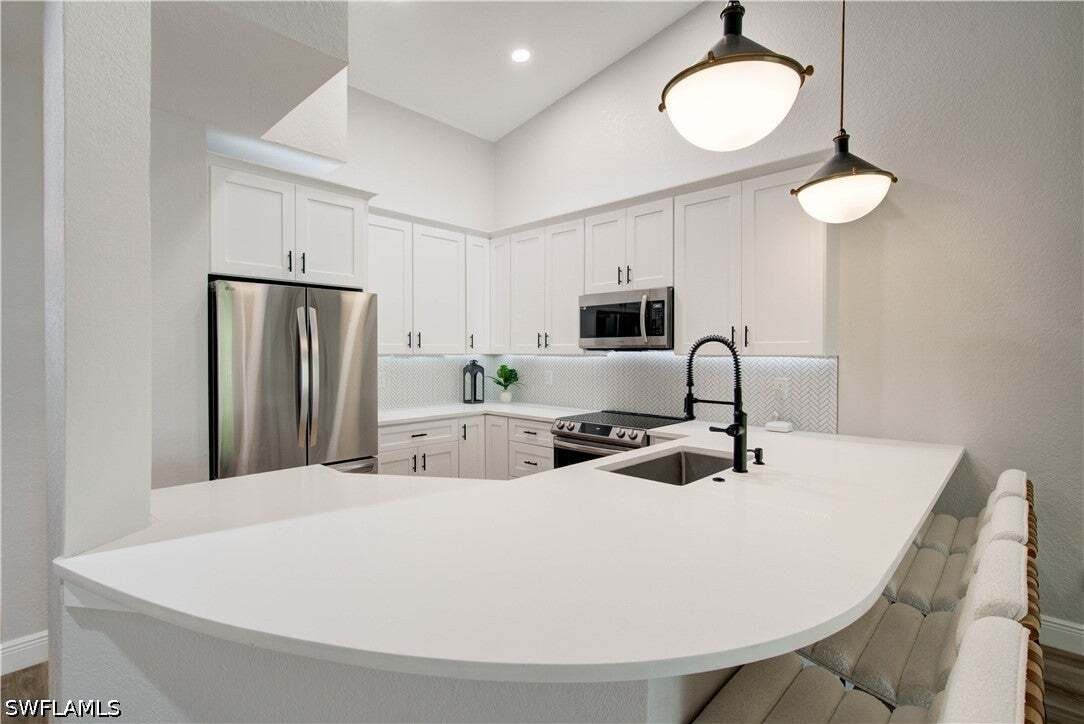 Condo in Naples, Florida, United States 2 - 18786331