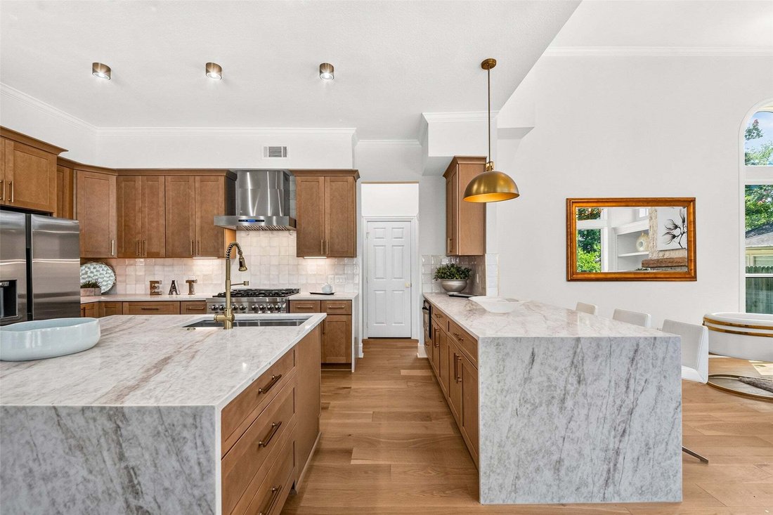 House in The Woodlands, Texas, United States 2 - 18785515