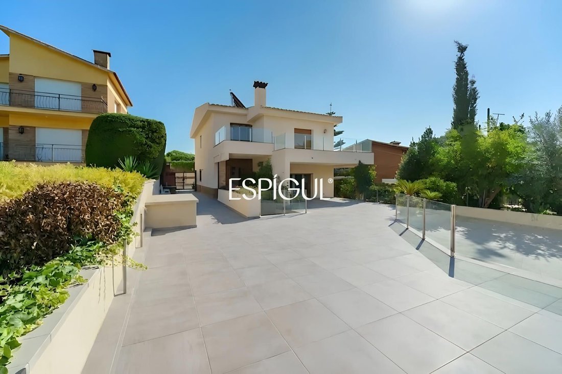 Villa in Vilassar de Mar, Catalonia, Spain 1 - 18783900