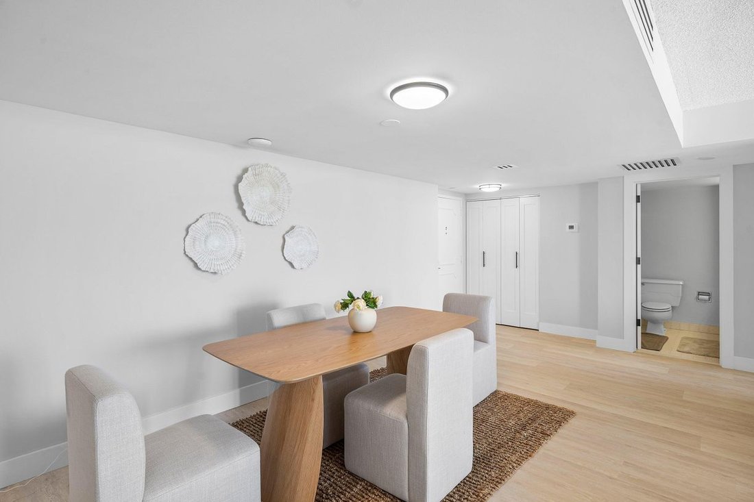 Condominio a West Palm Beach, Florida, Stati Uniti 3 - 18787449