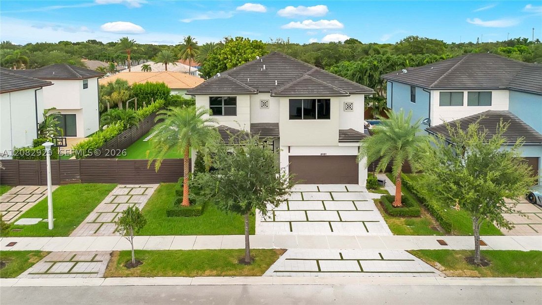 House in Hialeah, Florida, United States 3 - 18786660