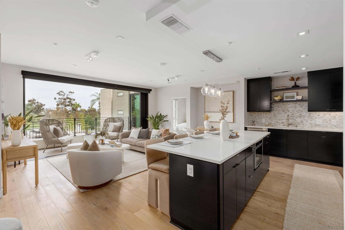 Condo in San Diego, California, United States 3 - 18787094