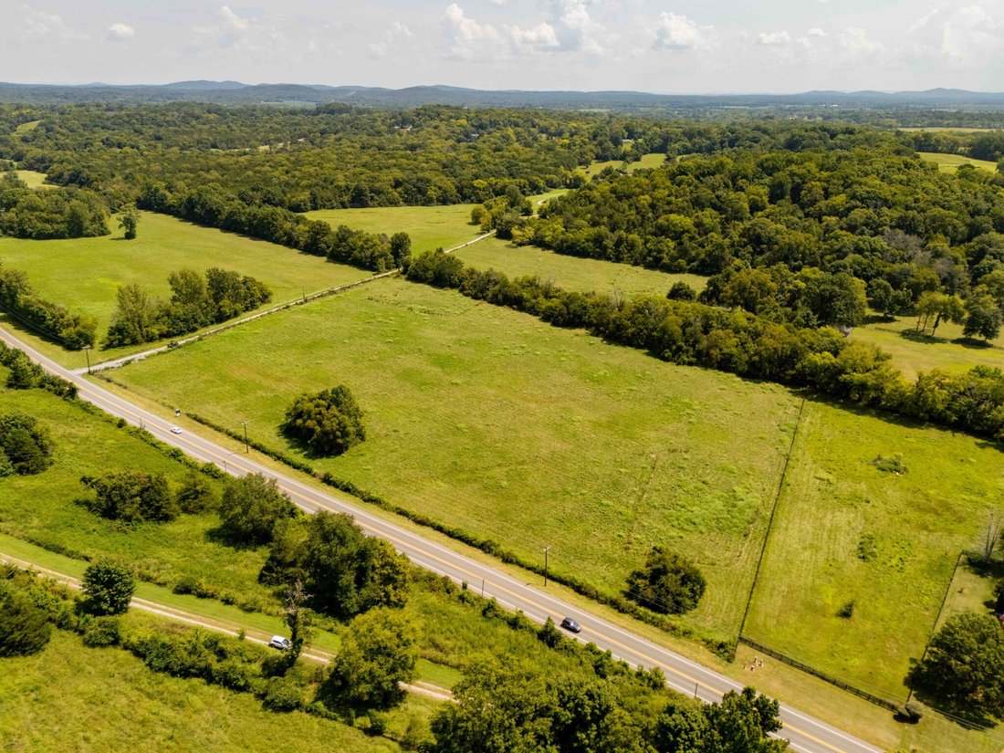 Land in College Grove, Tennessee, United States 2 - 17709644