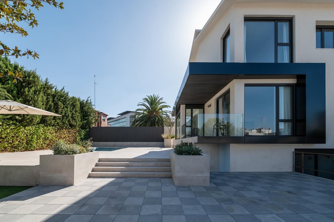 Villa in La Moraleja, Alcobendas, Autonome Gemeinschaft Madrid 2 - 18783999