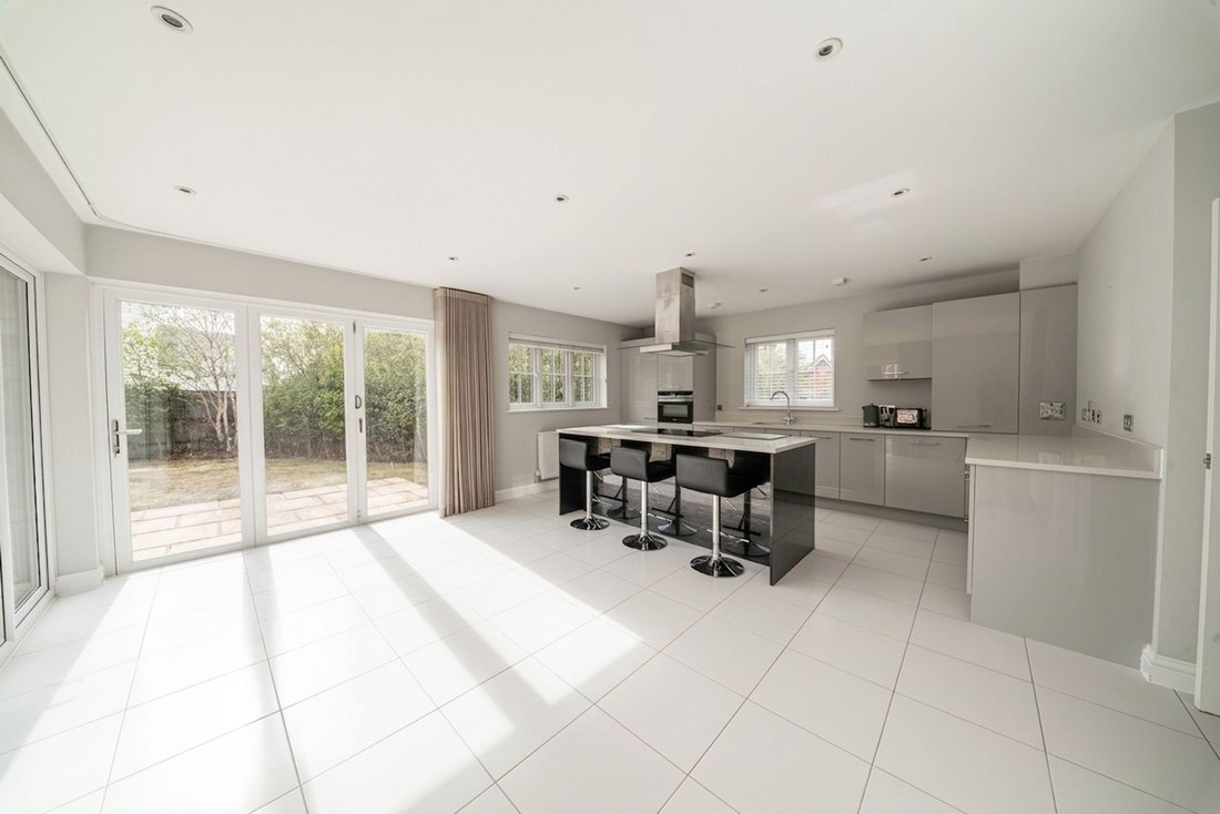 Haus in Ardingly, England 3 - 18784637