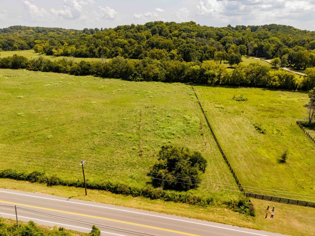 Land in College Grove, Tennessee, United States 1 - 17709648