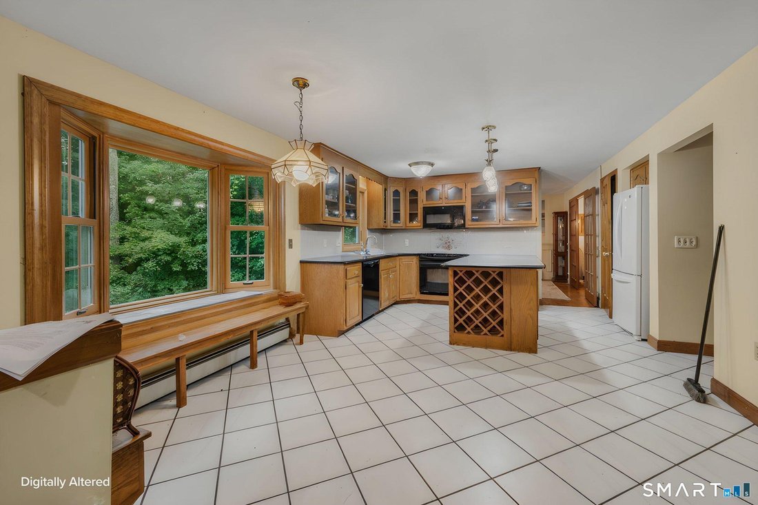 House in Clinton, Connecticut, United States 4 - 18785859