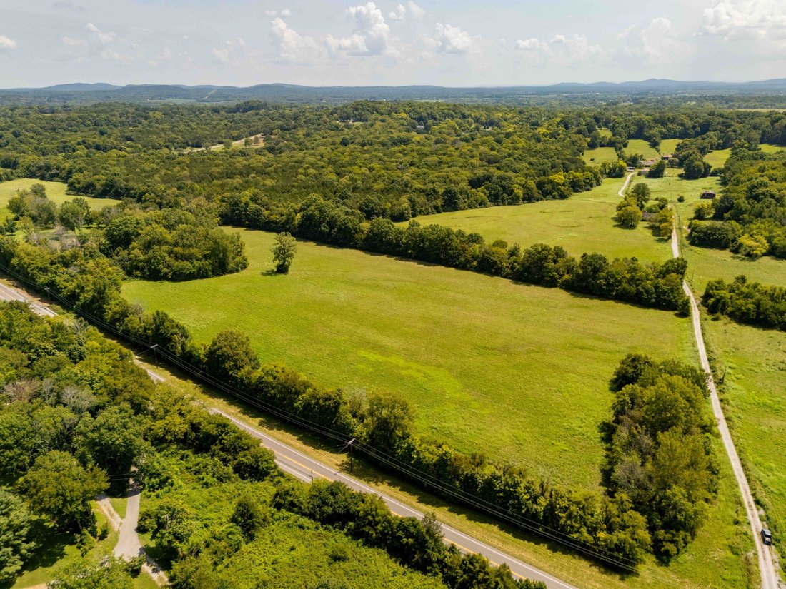 Land in College Grove, Tennessee, United States 1 - 17709640