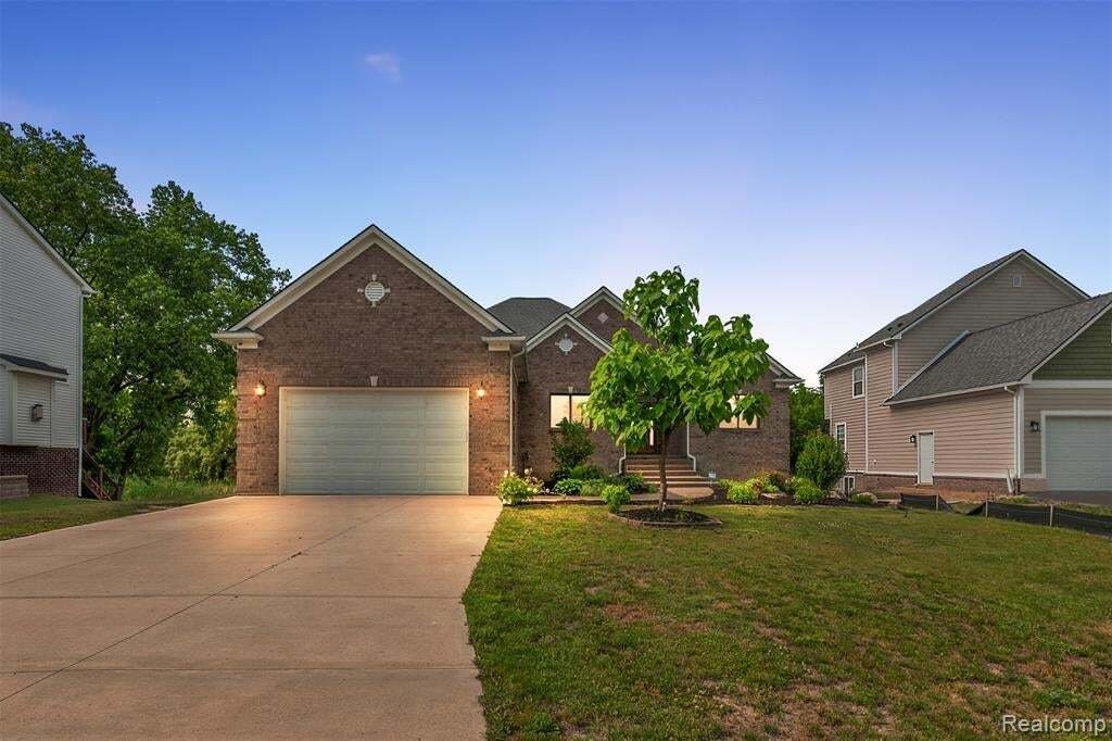 House in Walled Lake, Michigan, United States 2 - 18309769
