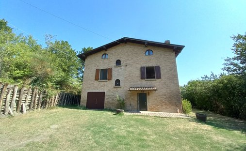 Maison à Vignola, Émilie-Romagne, Italie 1