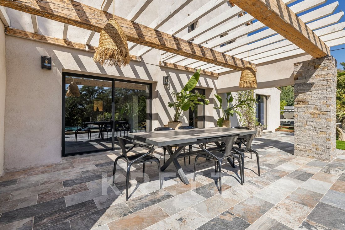 Villa in Grimaud, Provence-Alpes-Côte d'Azur, Frankreich 3 - 18785251
