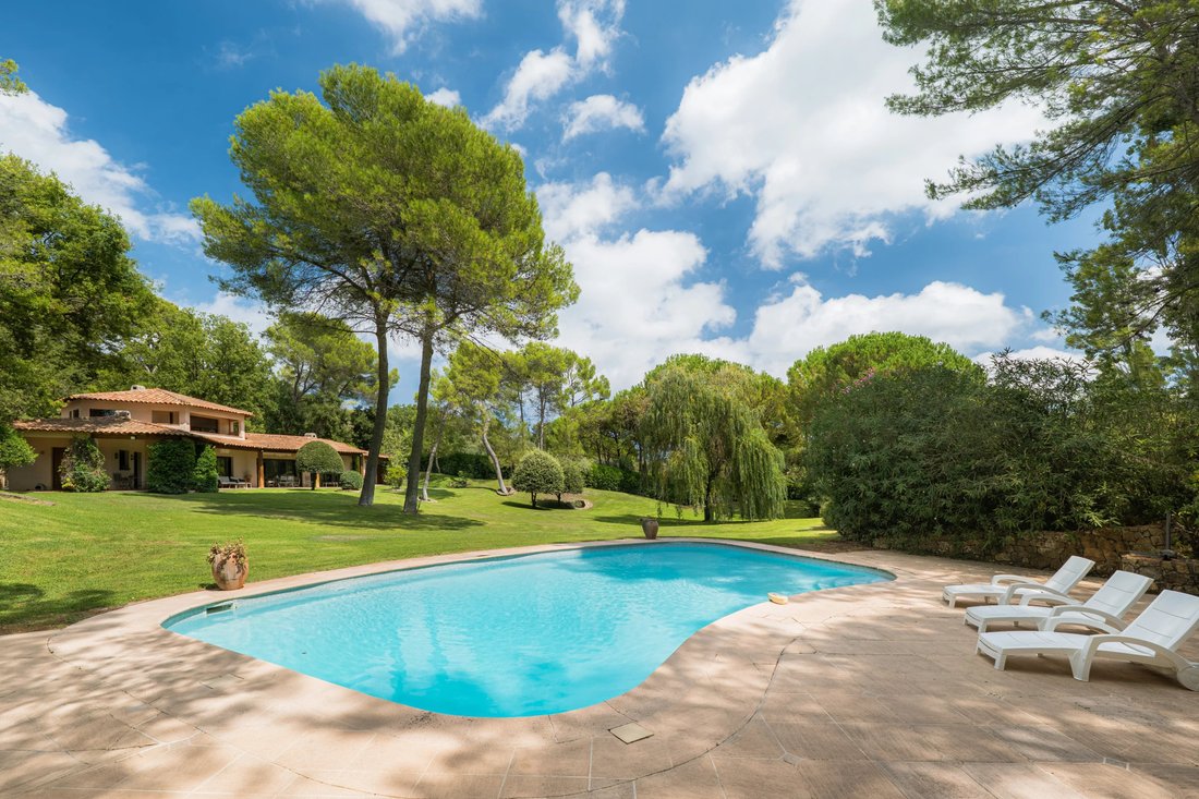 Villa in Mougins, Provence-Alpes-Côte d'Azur, France 4 - 18784730
