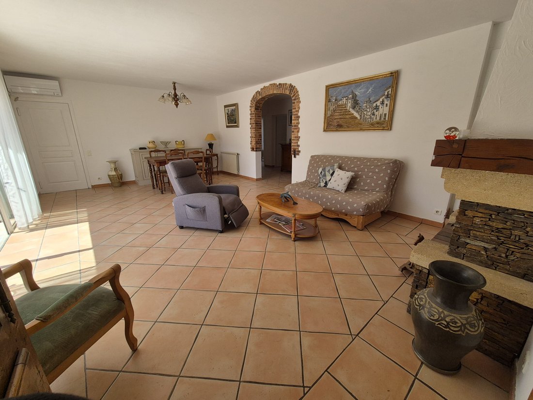 House in Hyeres, Provence-Alpes-Côte d'Azur, France 4 - 18787887