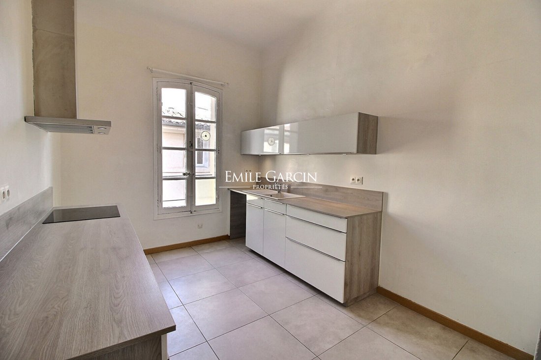 Apartment in Comtale-Cente-Cours Mirabeau, Aix-en-Provence, France 3 - 18788128