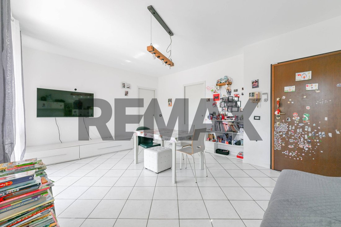 Appartement à Famagosta, Milan, Italie 3 - 18788785