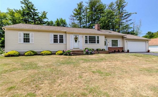 House in Scituate, Rhode Island, United States 1
