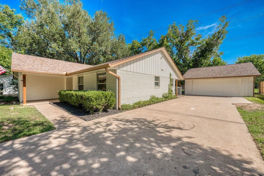 House in Marble Falls, Texas, United States 3 - 18786650