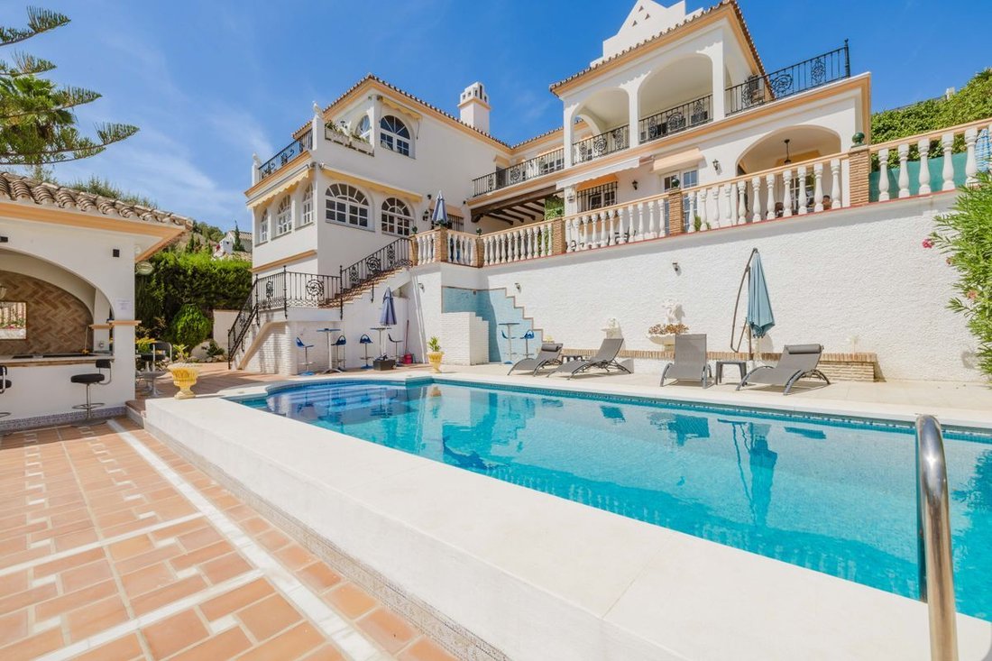 Villa en Mijas, Andalucía, España 1 - 18734544