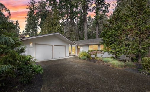 House in Lake Oswego, Oregon, United States 1