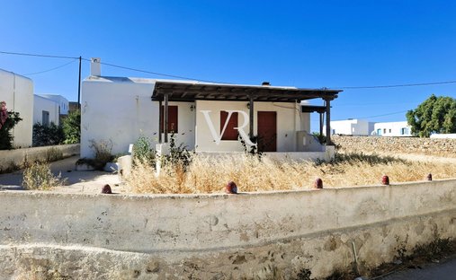 House in Ano Mera Community, Aegean, Greece 1