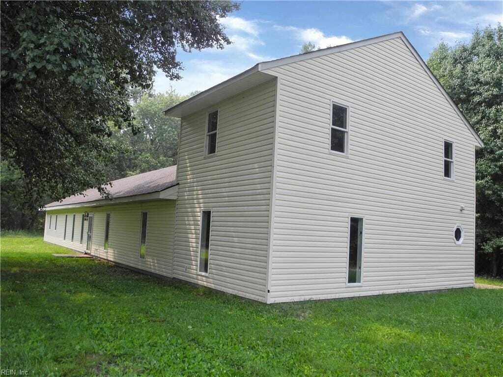 Casa en Gloucester Courthouse, Virginia, Estados Unidos 1 - 18786183