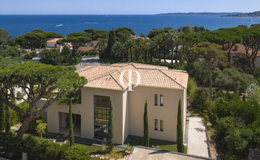 Villa in Nartelle-Noyer-Bellevue-bd des Sardinaux, Sainte-Maxime, Frankreich 1