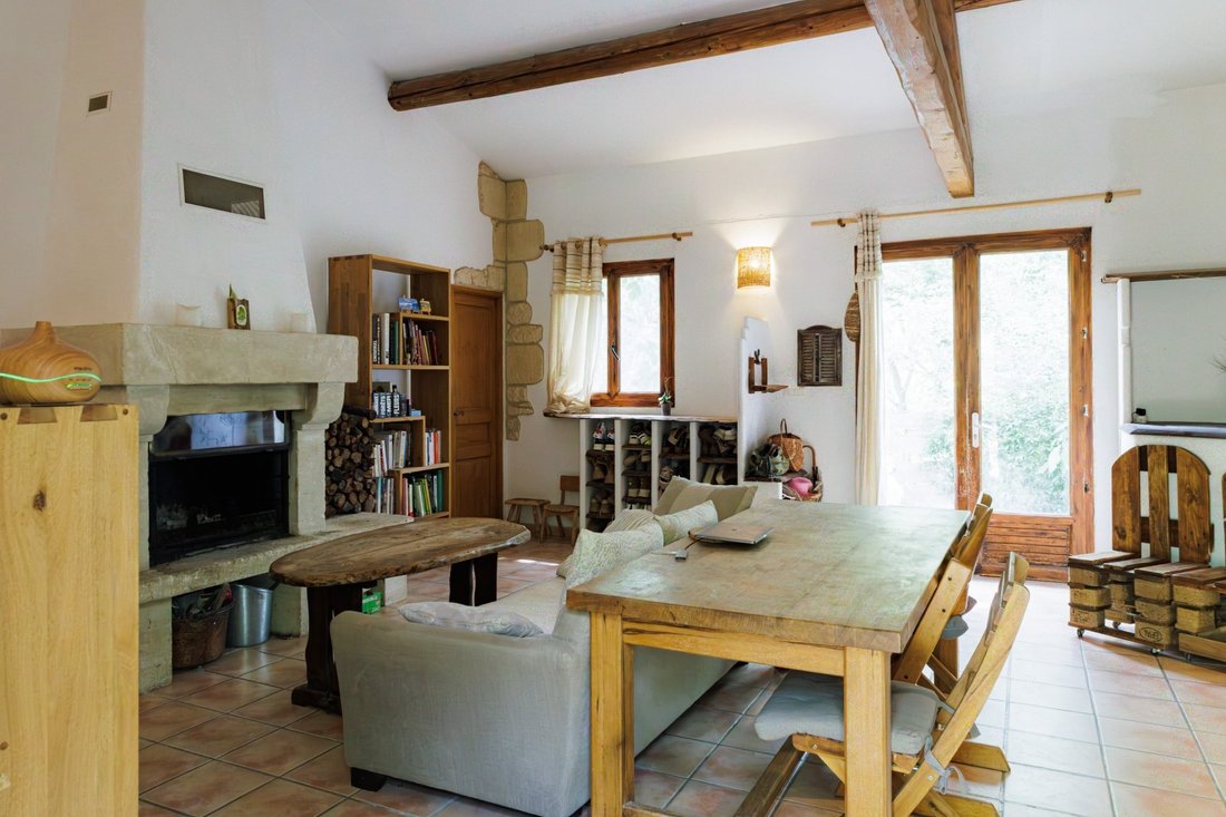 Casa en Saumane-de-Vaucluse, Provenza-Alpes-Costa Azul, Francia 5 - 18784866