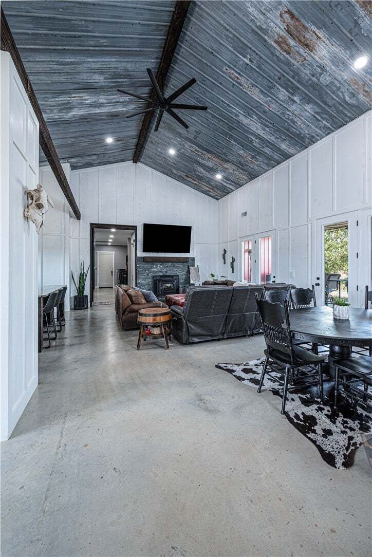House in Gentry, Arkansas, United States 5 - 18783399