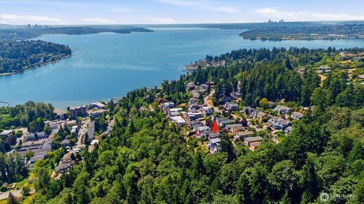 House in Kirkland, Washington, United States 3 - 18480996