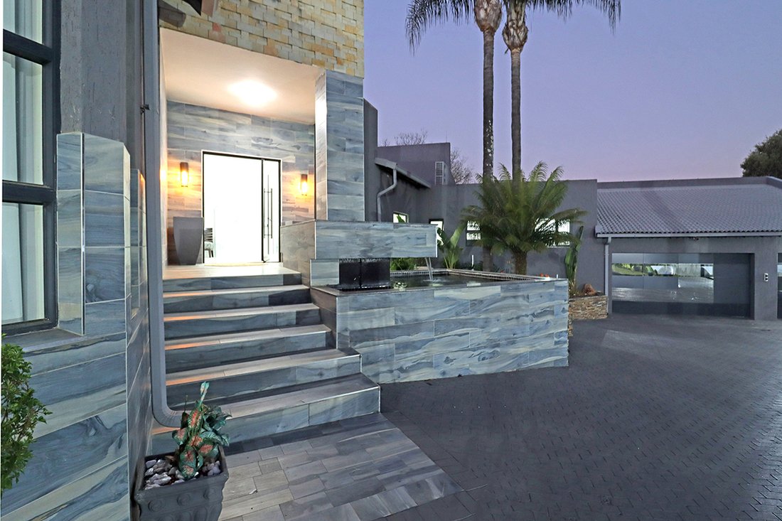 Casa a Bryanston, Gauteng, Sudafrica 3 - 18785319
