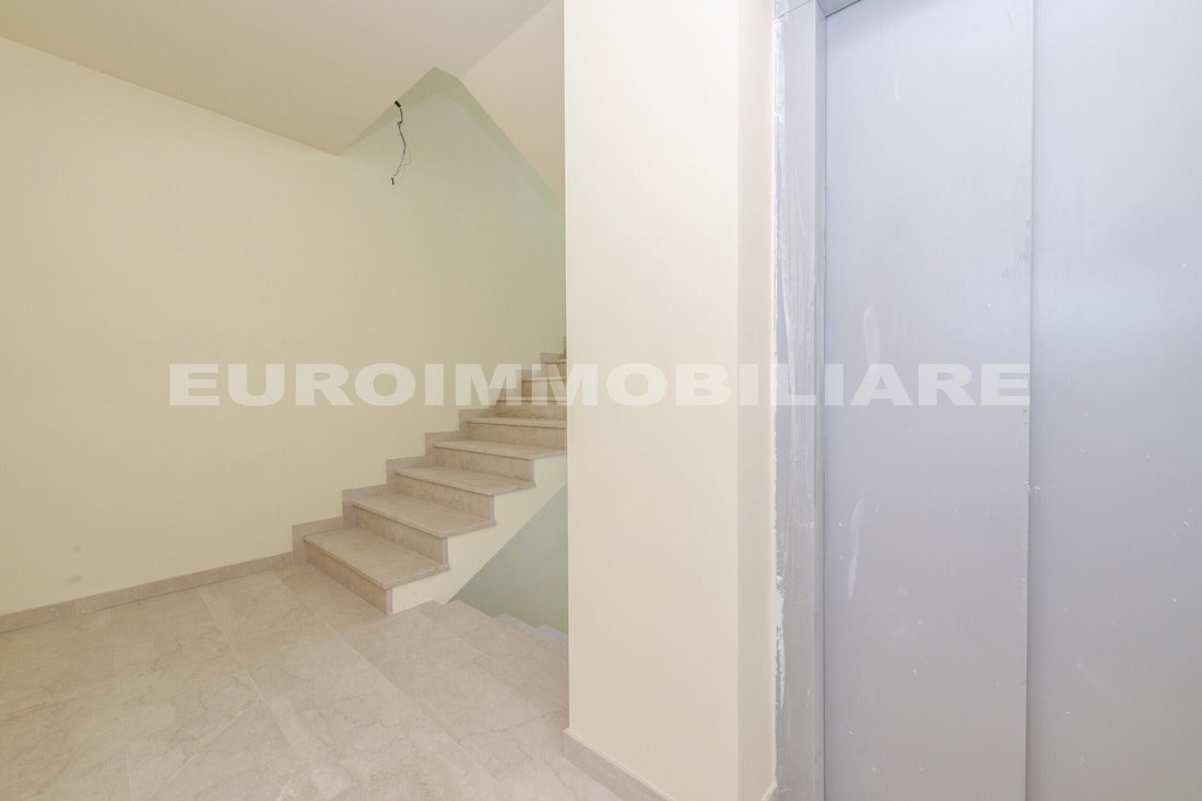 Appartamento a Brescia, Lombardia, Italia 3 - 15359275