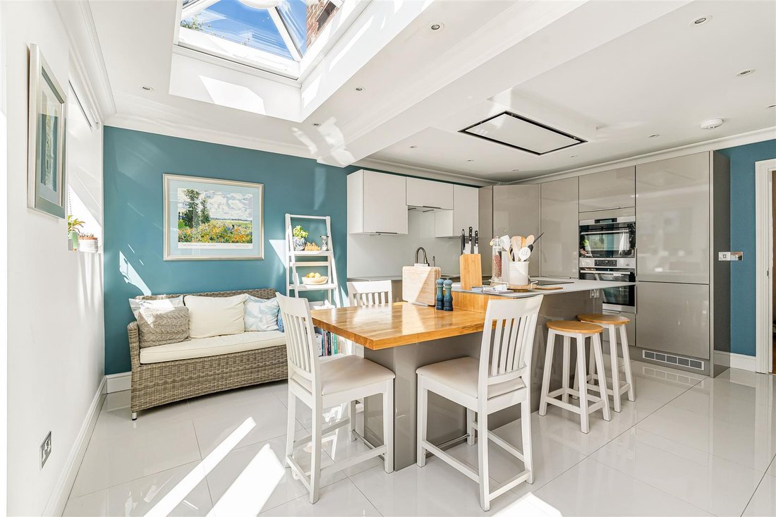 Casa a Coombe, Borough Reale di Kingston upon Thames, Inghilterra 5 - 18786325